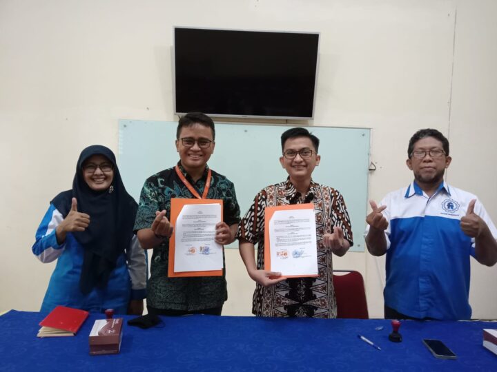 Penandatanganan MoU Fakultas Teknik Universitas Veteran Bangun Nusantara Sukoharjo dengan PT. Yureka Edukasi Cipta